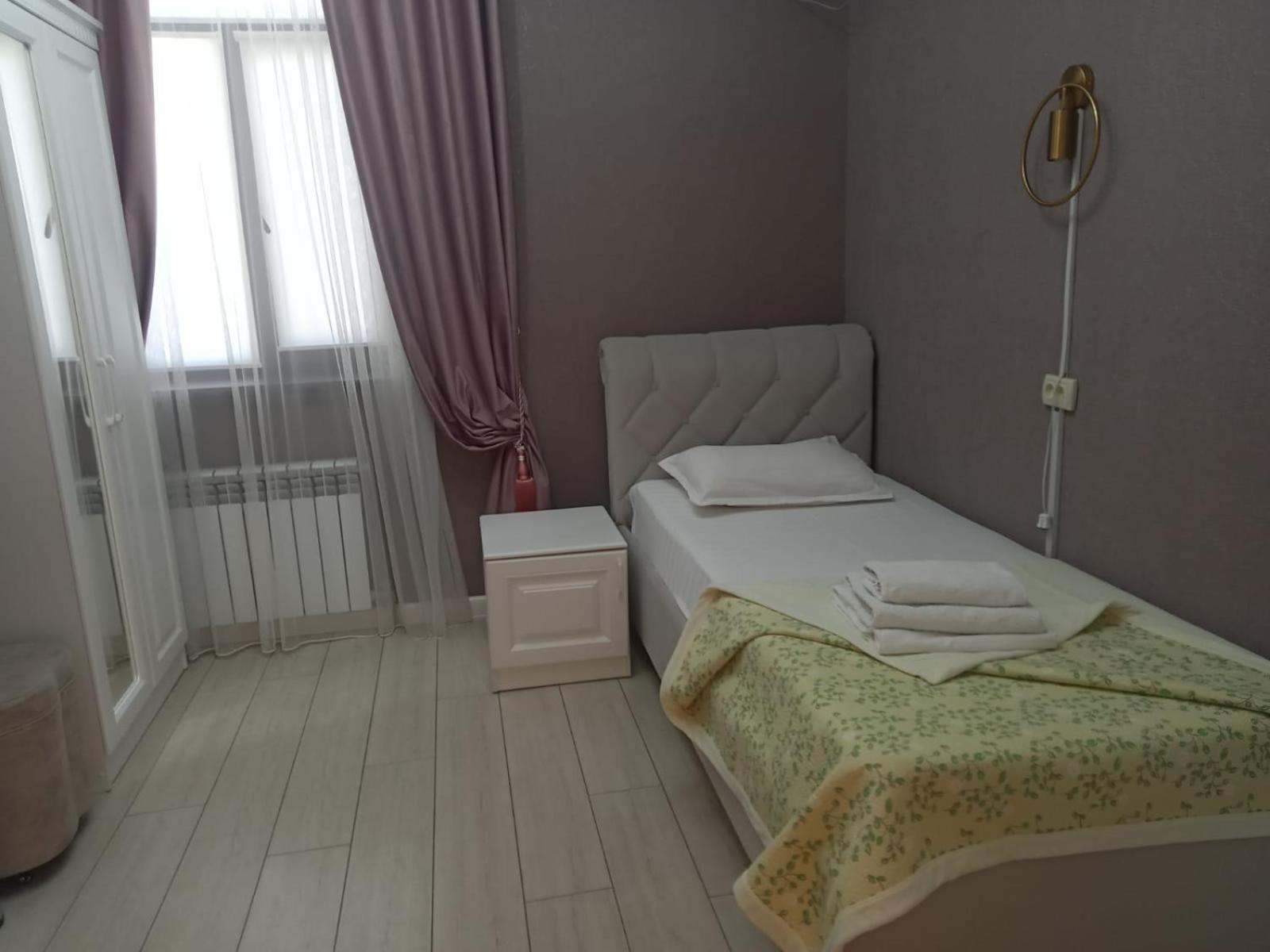 Keruen Deluxe Hotel Taraz Exterior photo